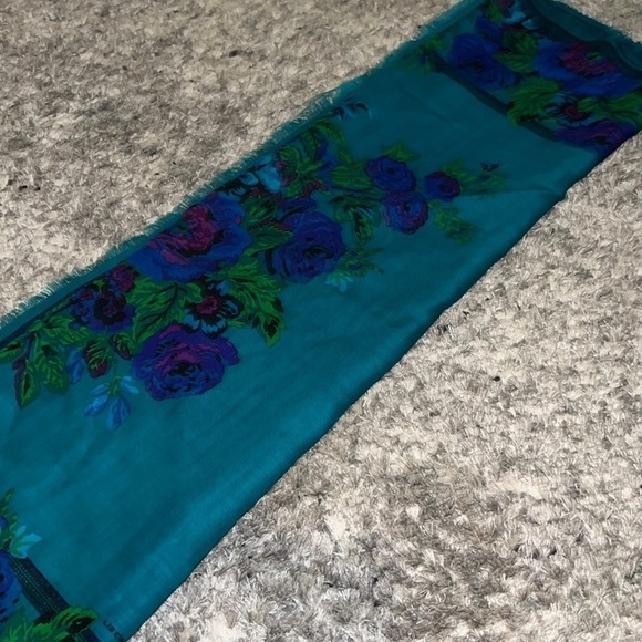 Floral Scarf - Picture 1 of 1